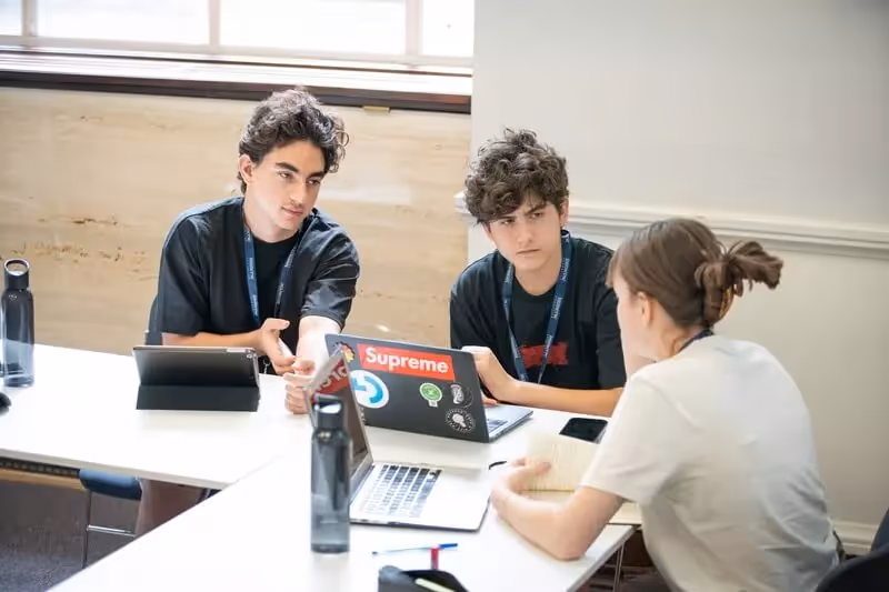 Explore the Creative Writing programme in Sydney