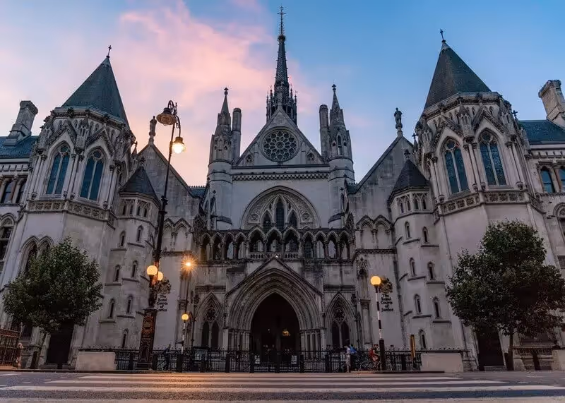 Law summer school in London
