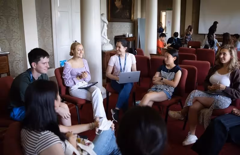 Explore the Philosophy, Politics & Economics programme in Oxford