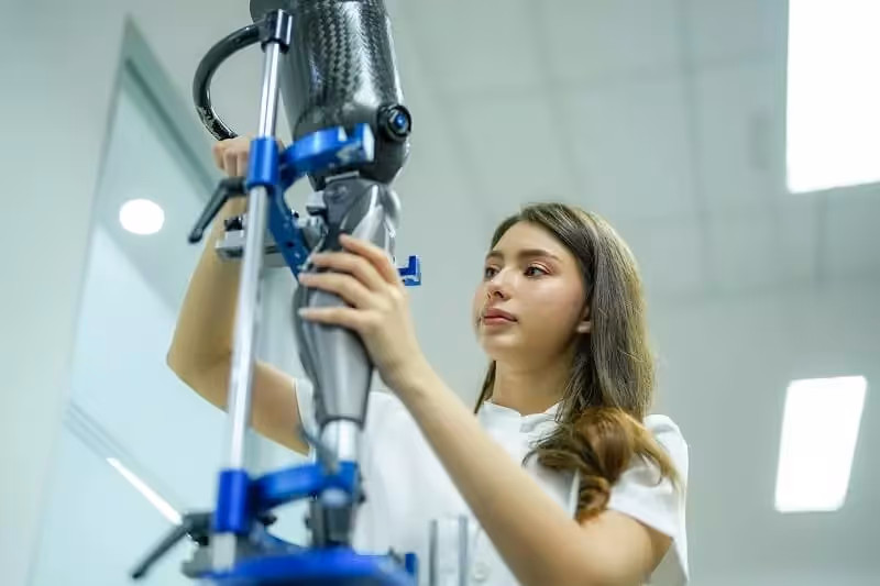 Explore our Cambridge Summer Program in Nanotechnology