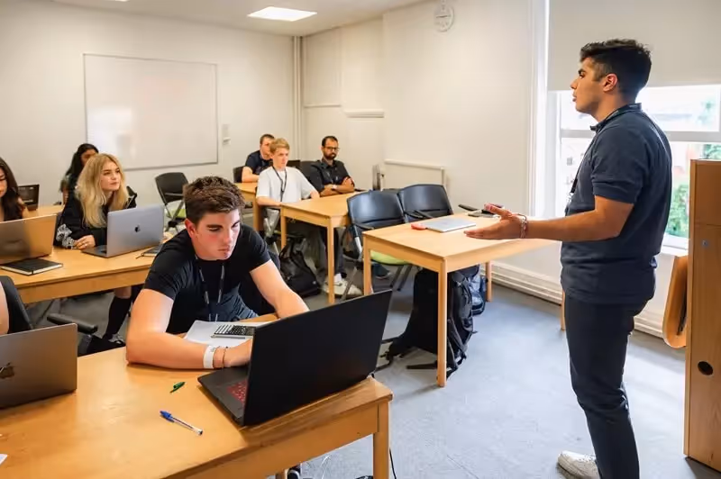 Explore the Software Development & Gaming programme in London