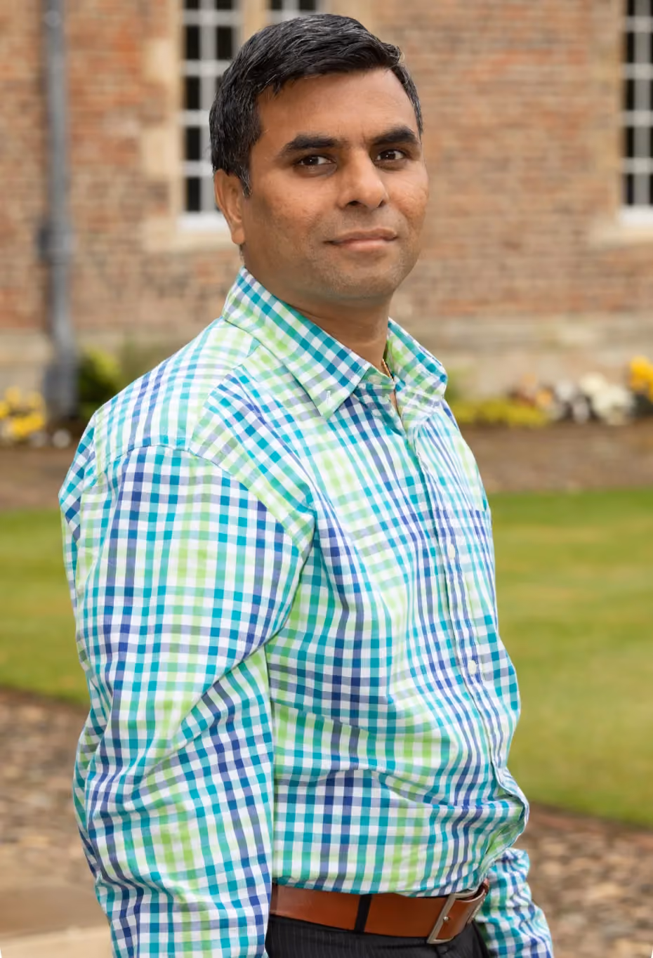 Dr Velamakanni