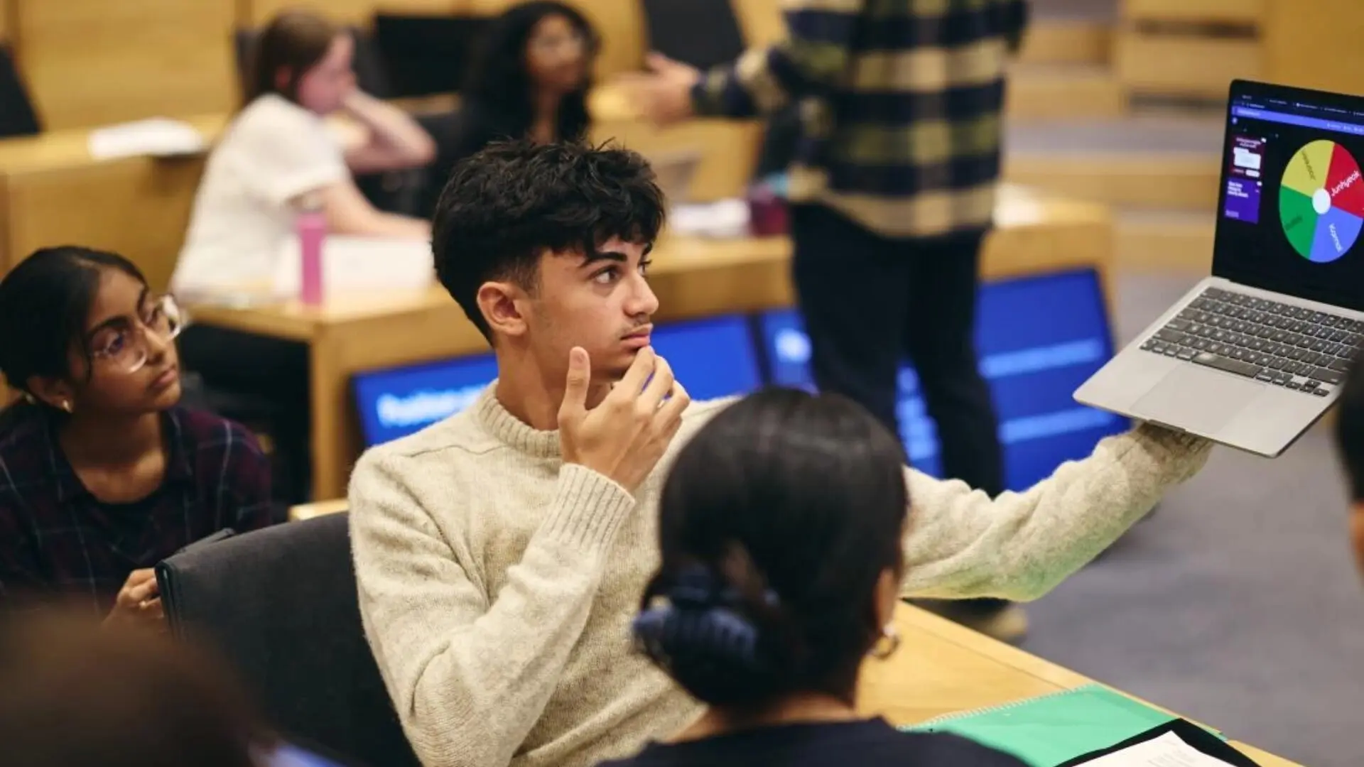 15 AI Summer Programs for High School Students 2