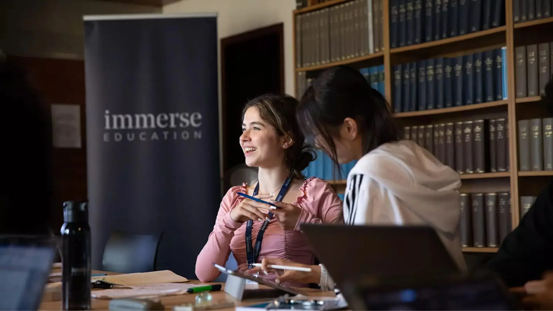 15 Creative Writing Summer Schools in Oxford for High School Students 1