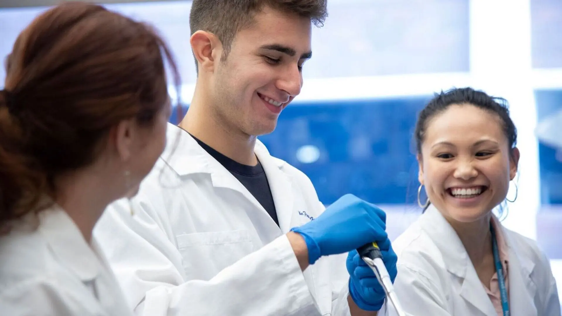 15 Doctor Shadowing Opportunities for High School Students 2