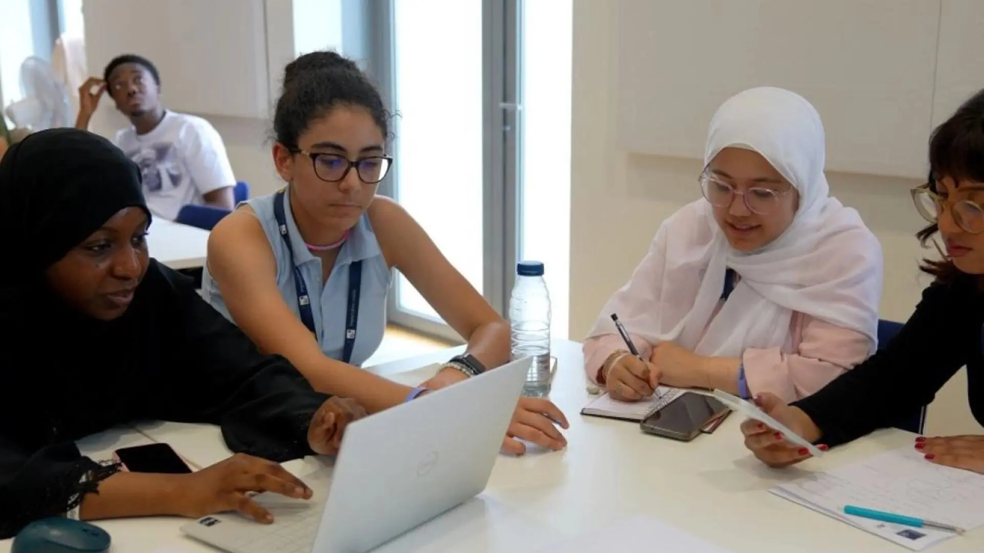 15 Entrepreneurship Summer Internships in the UK for High School Students 3