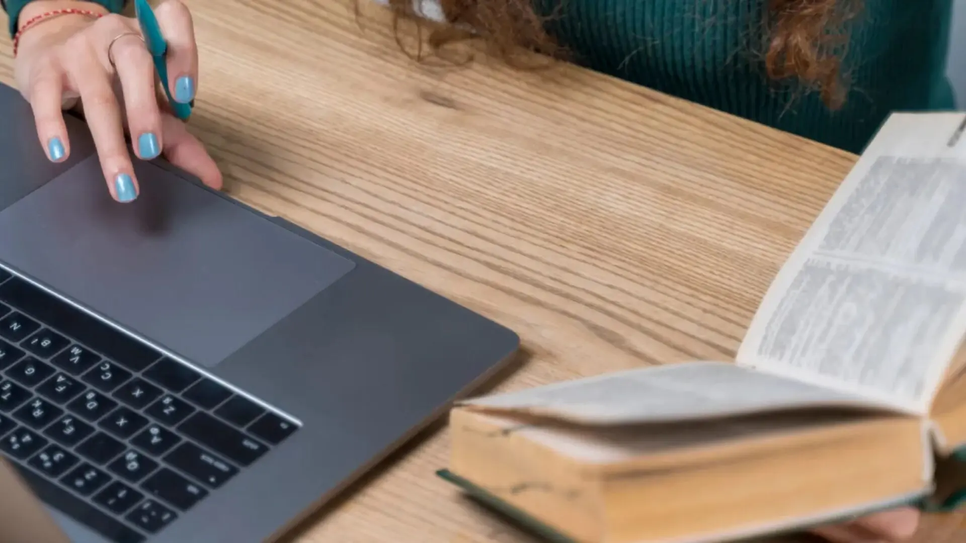 15 Online Business Management Programs for High School Students 1