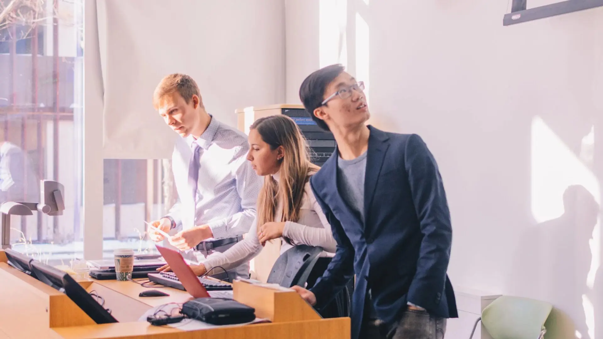 15 STEM Research Programs in Canada for High School Students 3