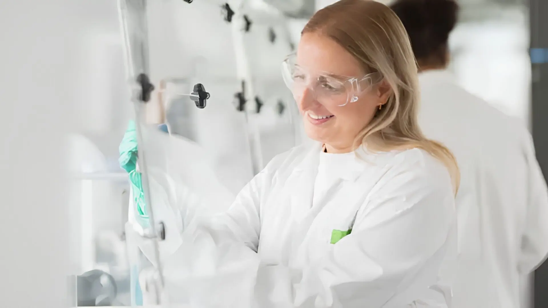 15 STEM Summer Internships in London for High School Students 2