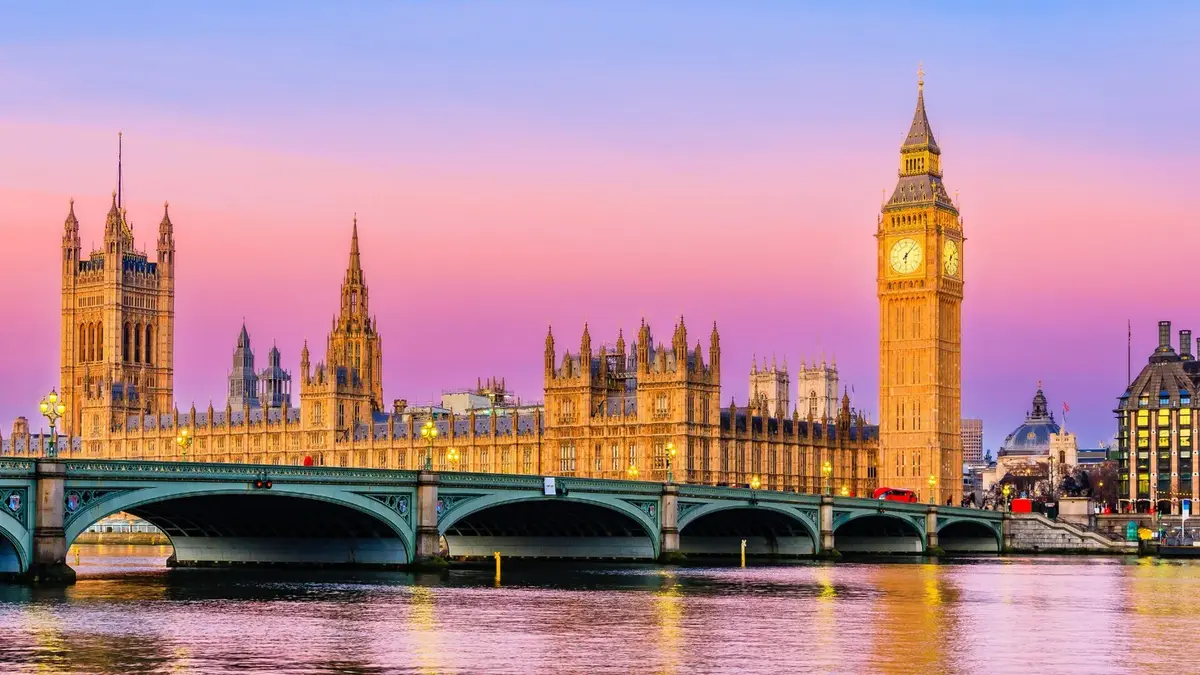 15 Summer Schools in Europe for High School Students