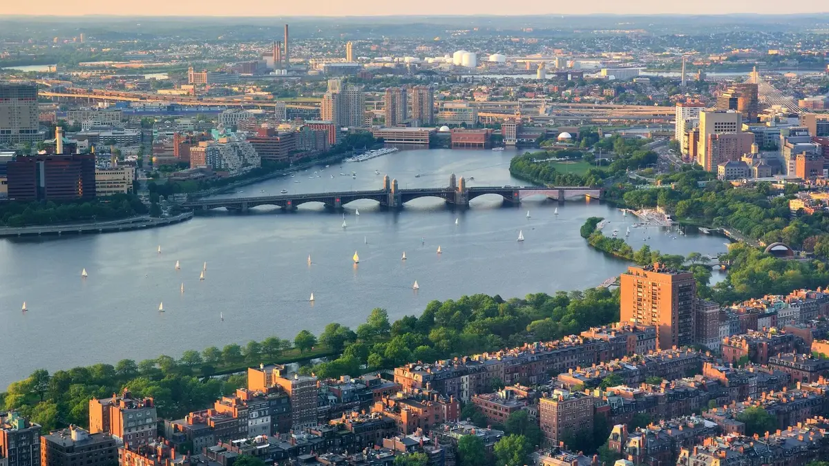 15 Summer Programs for High School Students in Boston