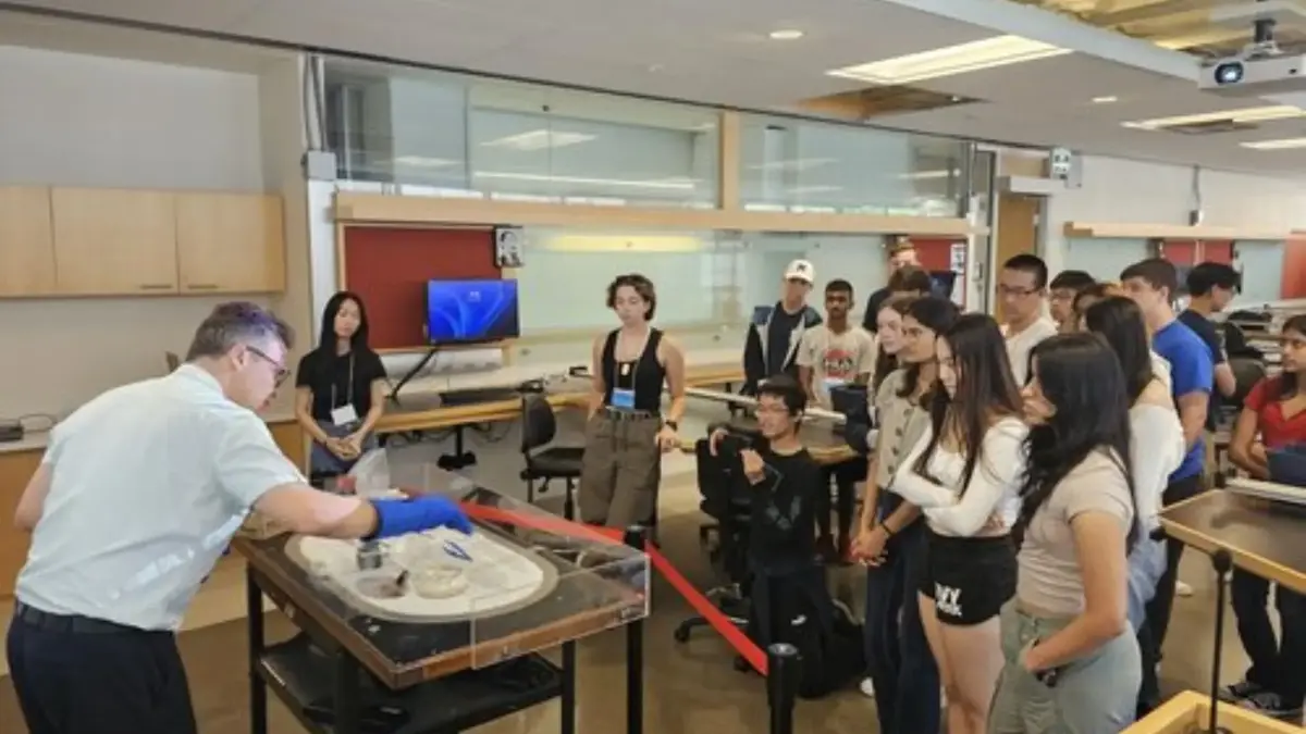 15 Summer Camps Abroad for High School Students 2