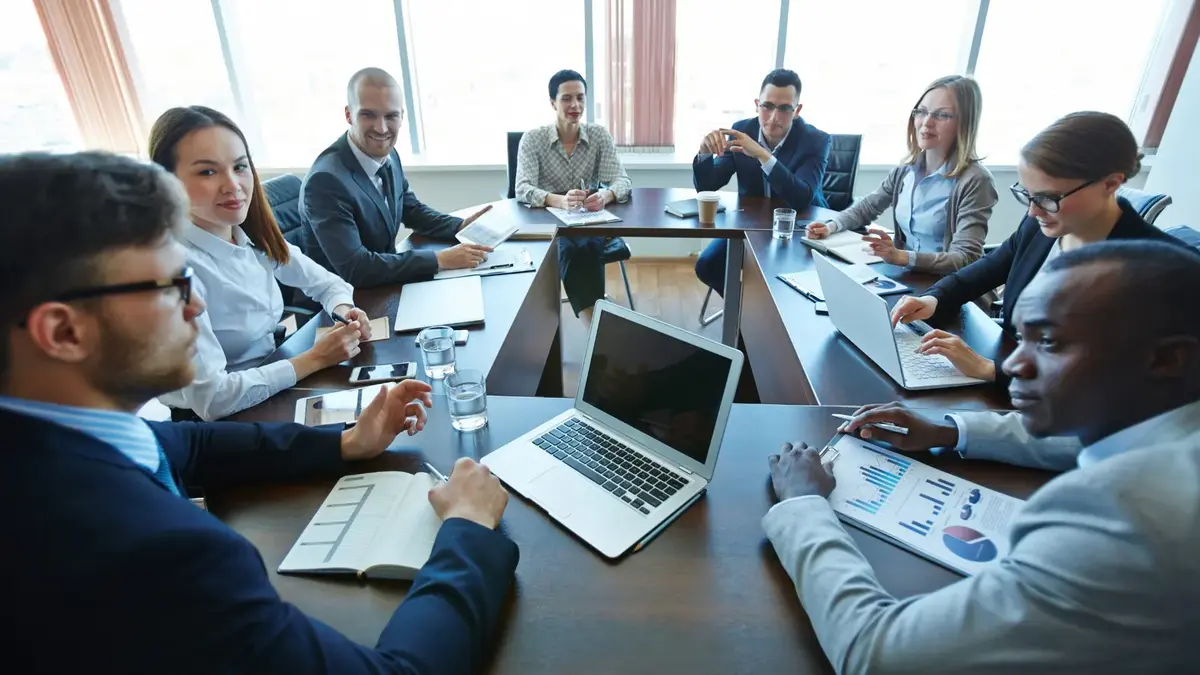 15 Business Internships for High School Students