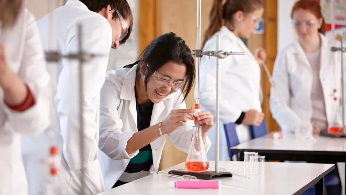 15 STEM Summer Camps for High School Students