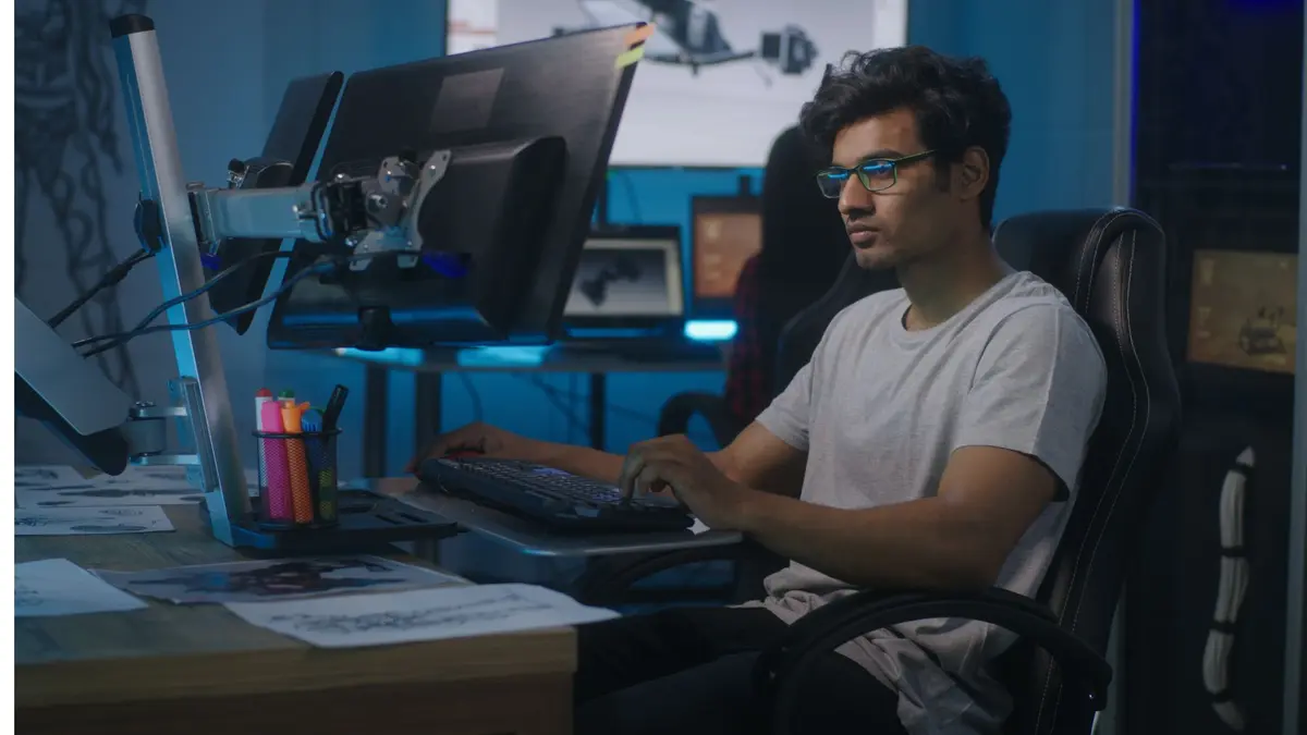 15 Software Development & Gaming Programs in the UK for High School Students