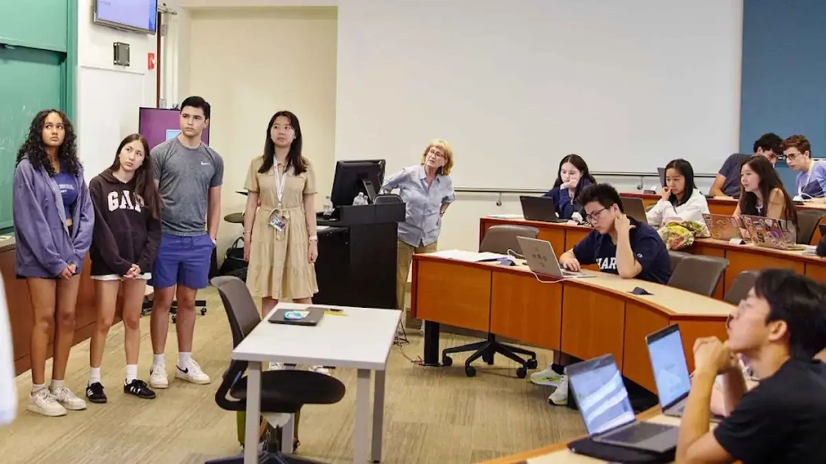 15 Software Development & AI Summer Schools in Boston for High School Students 2