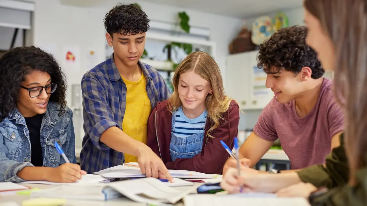 15 Social Sciences Research Programmes for High School Students