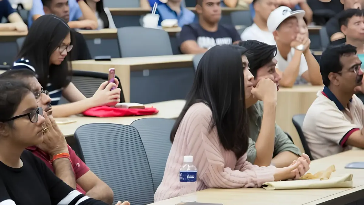 15 Social Science Programs in Singapore for High School Students 3