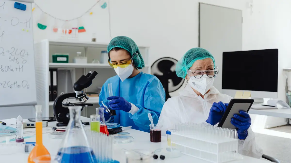 15 Science Summer Camps for High School Students