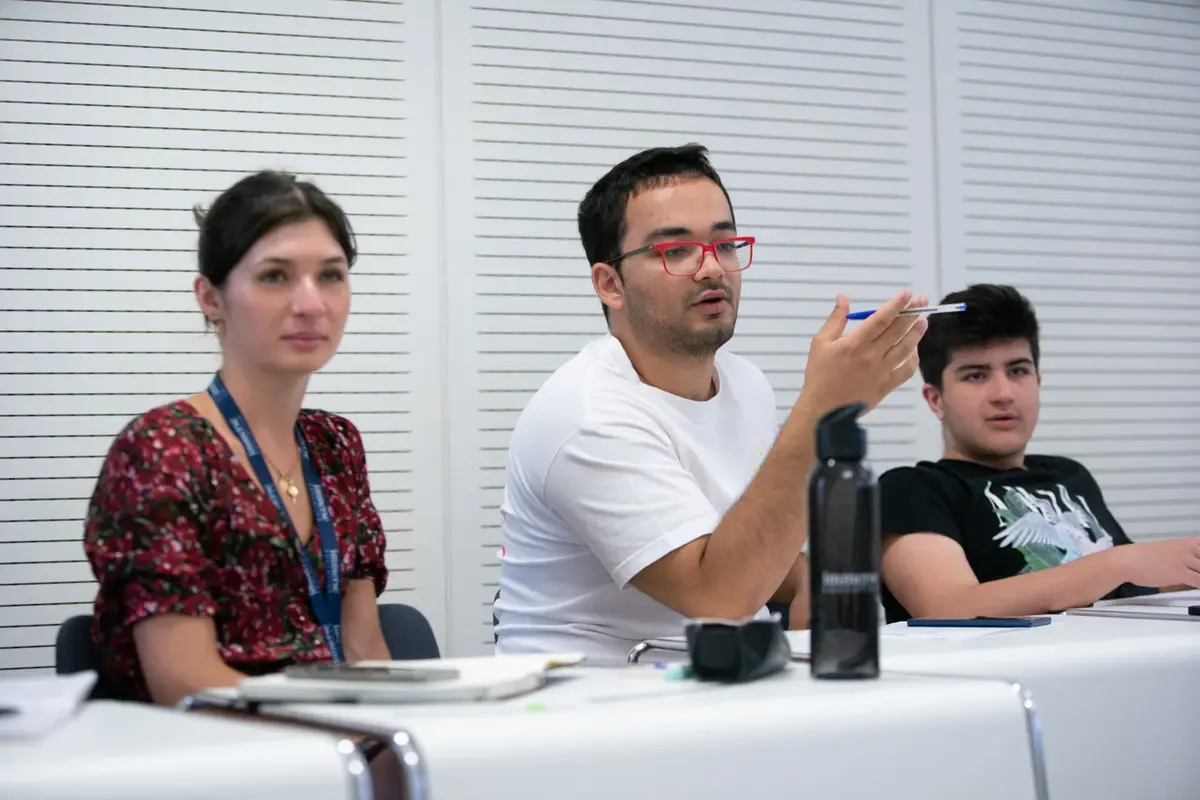 15 Research Internships for High School Students