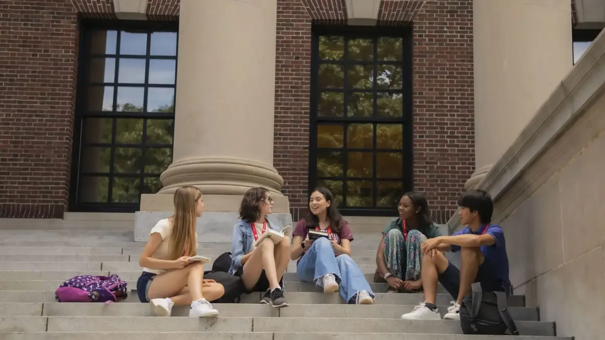 15 Pre-College Law Programs for High School Students 3
