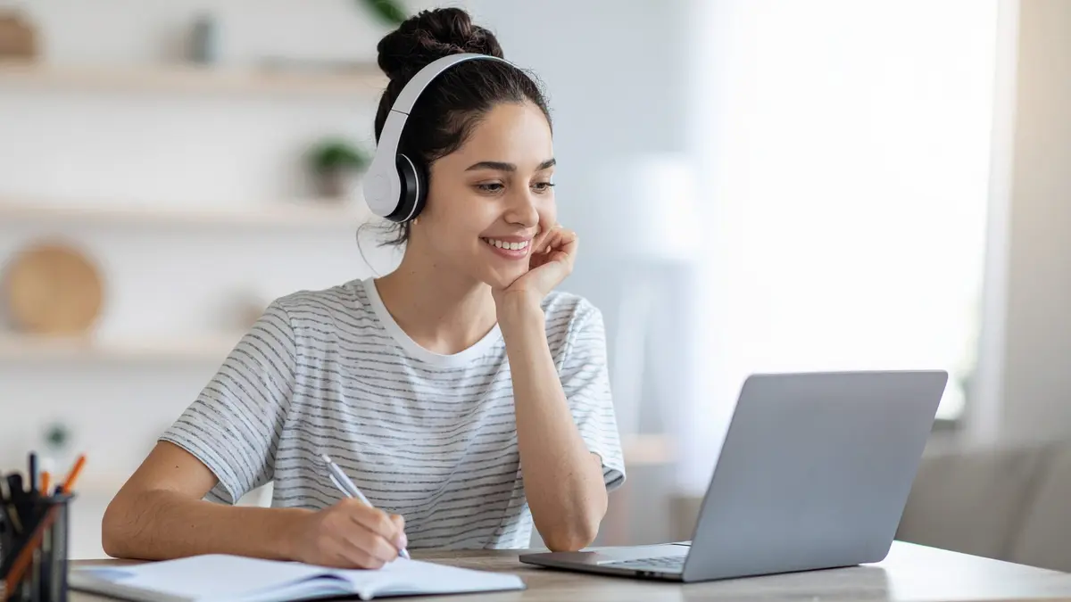 15 Online Summer Programs for International High School Students