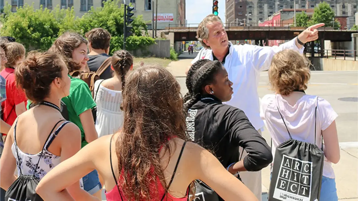 15 Online Summer Camps for High School Students 3