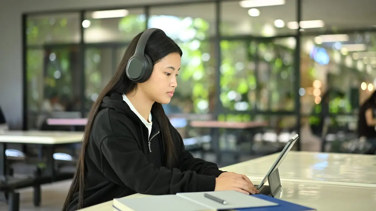 15 Online Physics Courses for High School Students