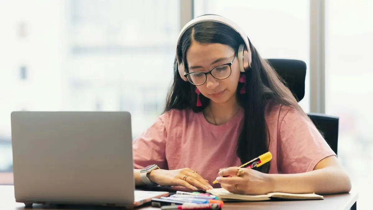 15 Online Philosophy Courses for High School Students