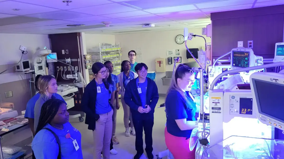 15 Medical Shadowing Opportunities for High School Students 2