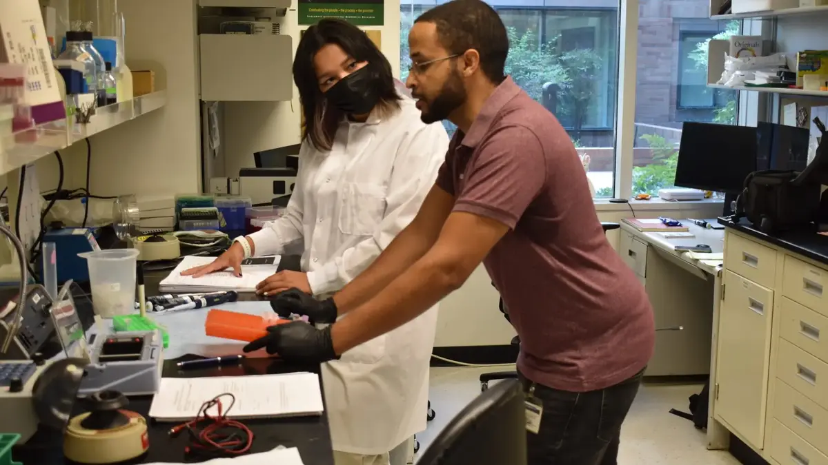 15 Medical Internships for High School Students in 2026 3