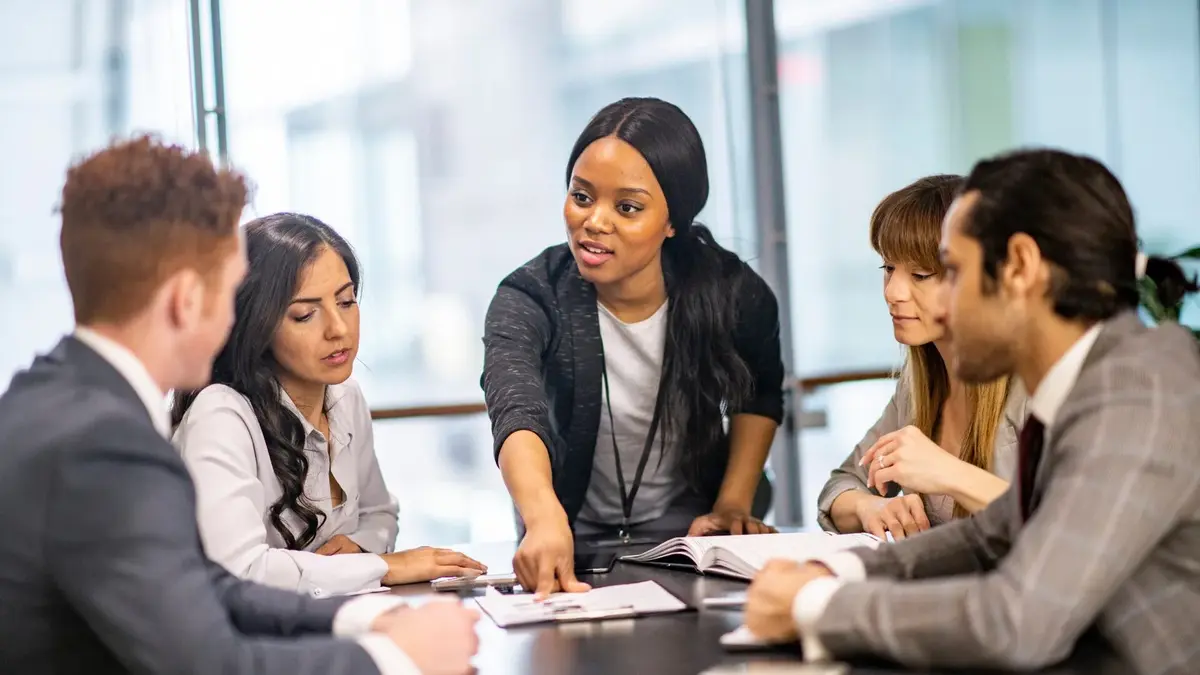 15 Leadership Summer Schools for High School Students