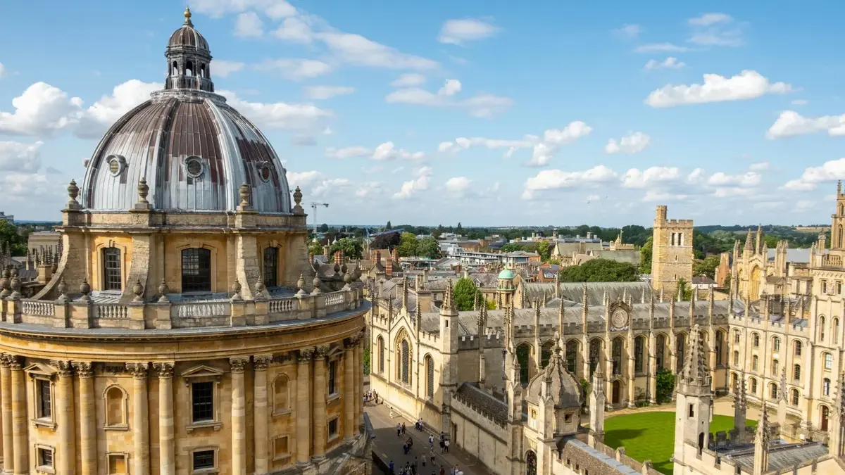 15 Law Summer Schools in Oxford for High School Students