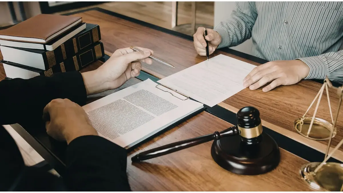 15 Law Summer Programs in the UK for High School Students