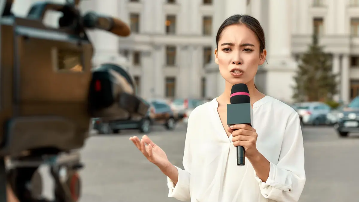 15 Journalism Opportunities for High School Students