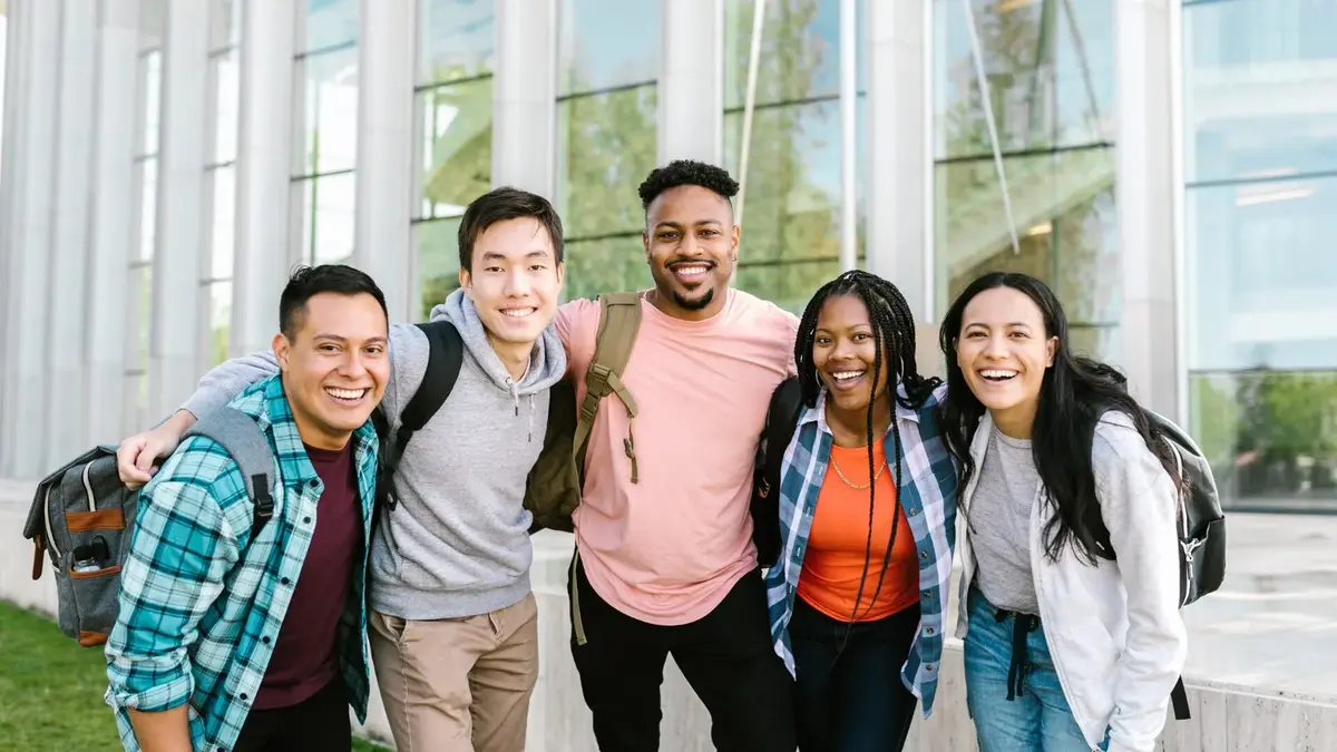 15 International Programs for High School Students