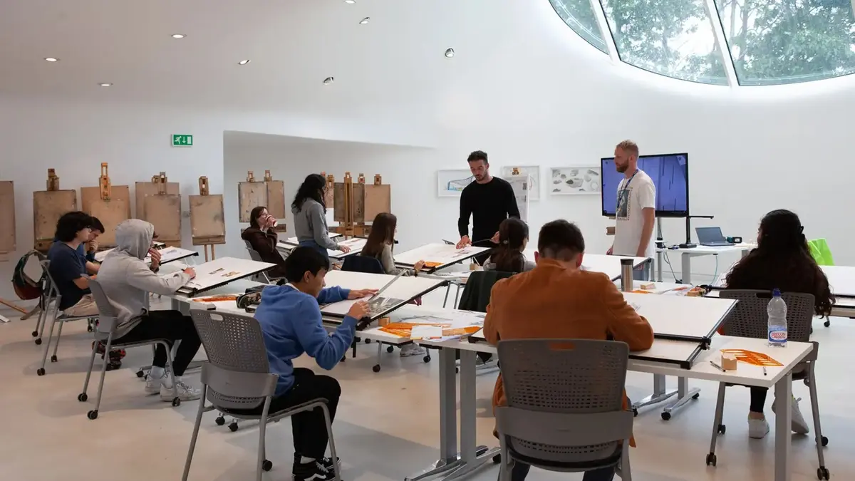 15 Fine & Digital Art Summer Schools in the UK for High School Students 3