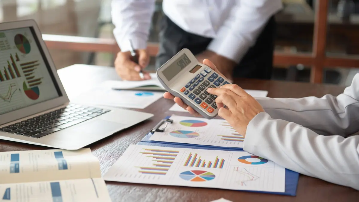 15 Finance Summer Schools in the UK for High School Students