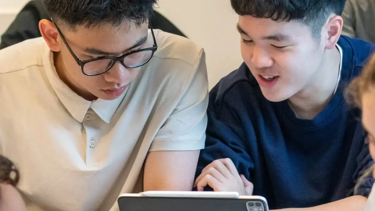 15 Economics Summer Programs in Europe for High School Students 3