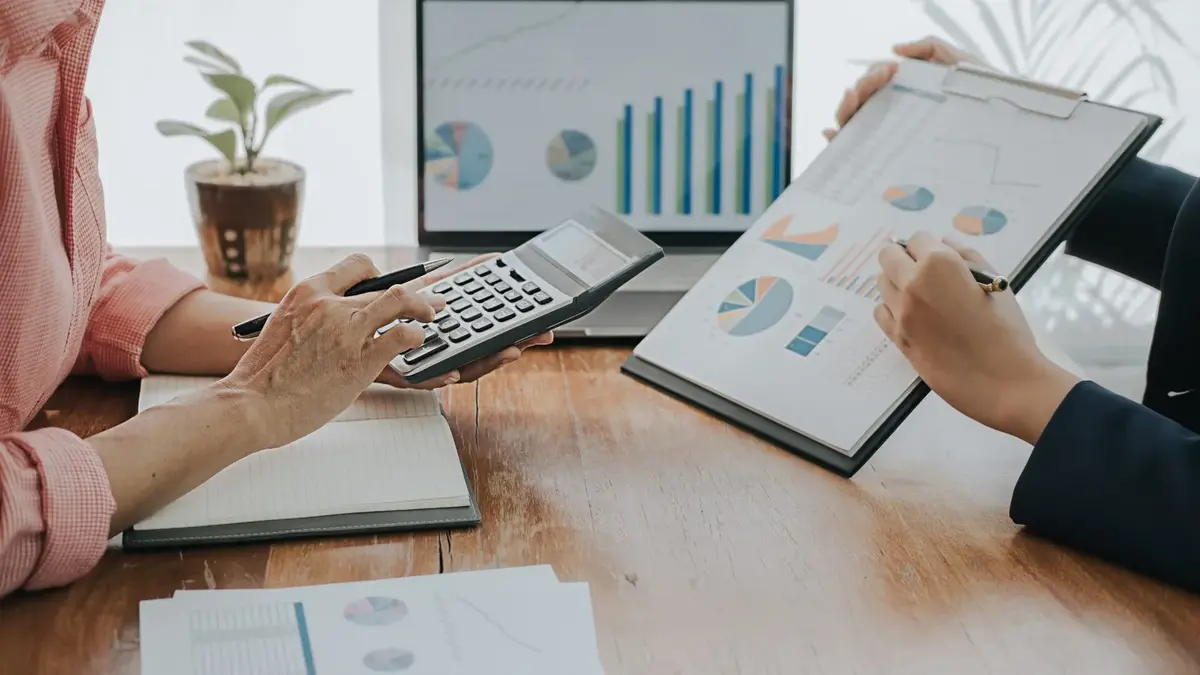 15 Finance Summer Programs in Europe for High School Students