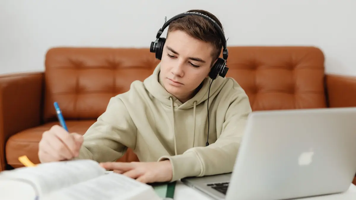 15 Essay Contests for High School Students