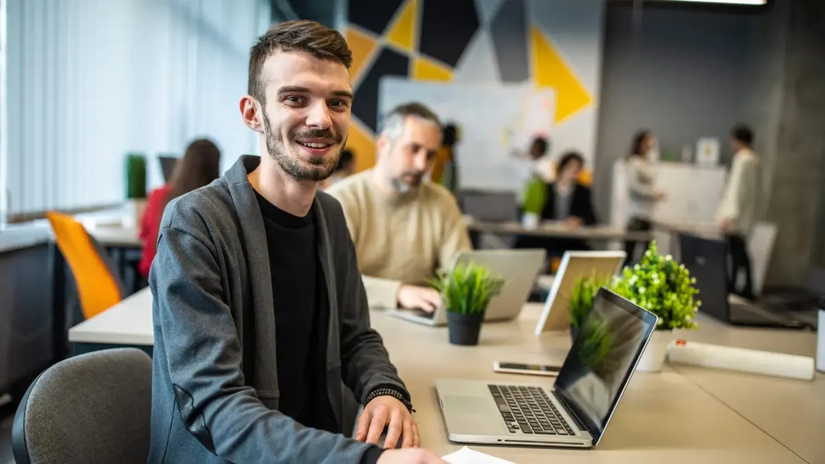15 Entrepreneurship Summer Programs in the UK for High School Students