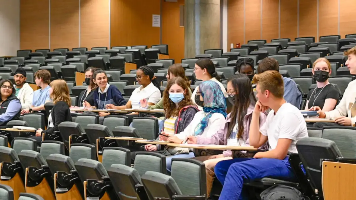 15 Engineering Summer Schools in Canada for High School Students 2