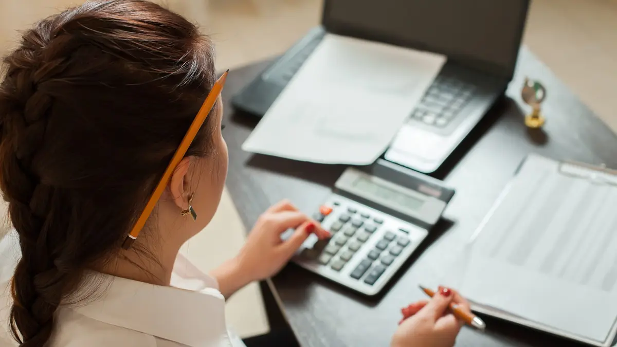 15 Economics Programs in Singapore for High School Students