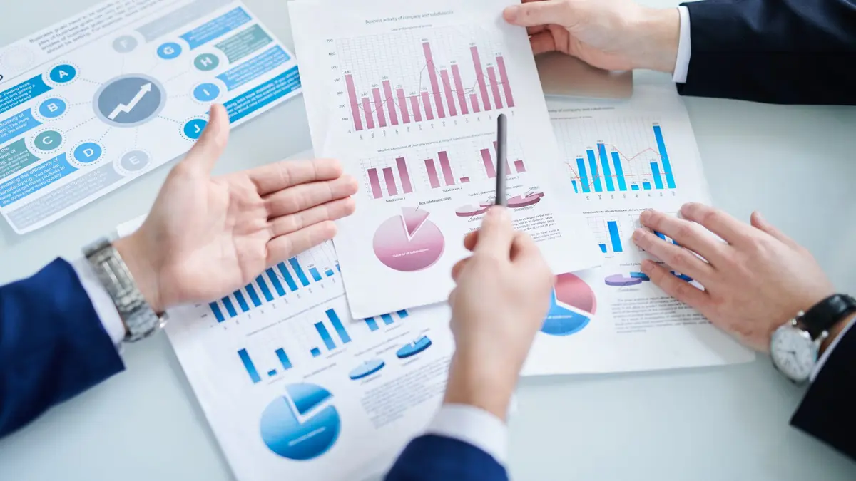 15 Economics In-Person Programs in the UK for High School Students