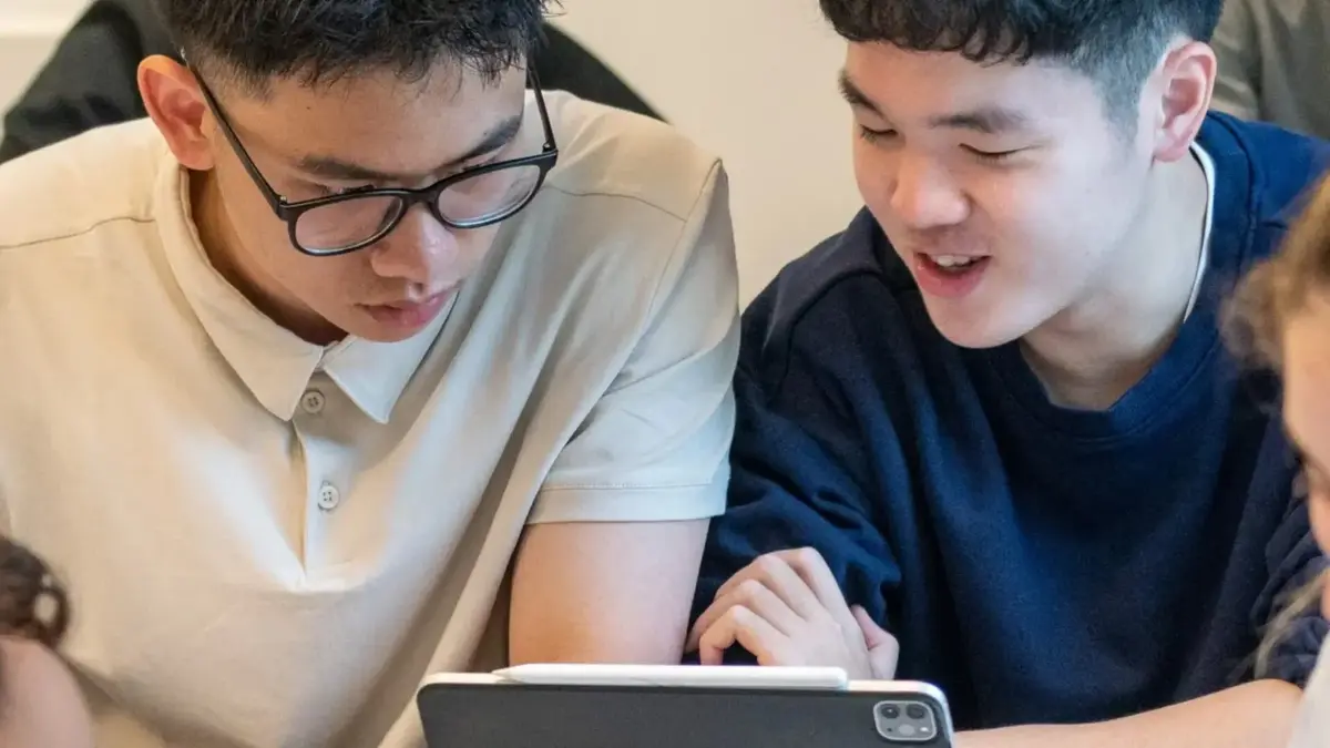 15 Economics In-Person Programs in the UK for High School Students 2