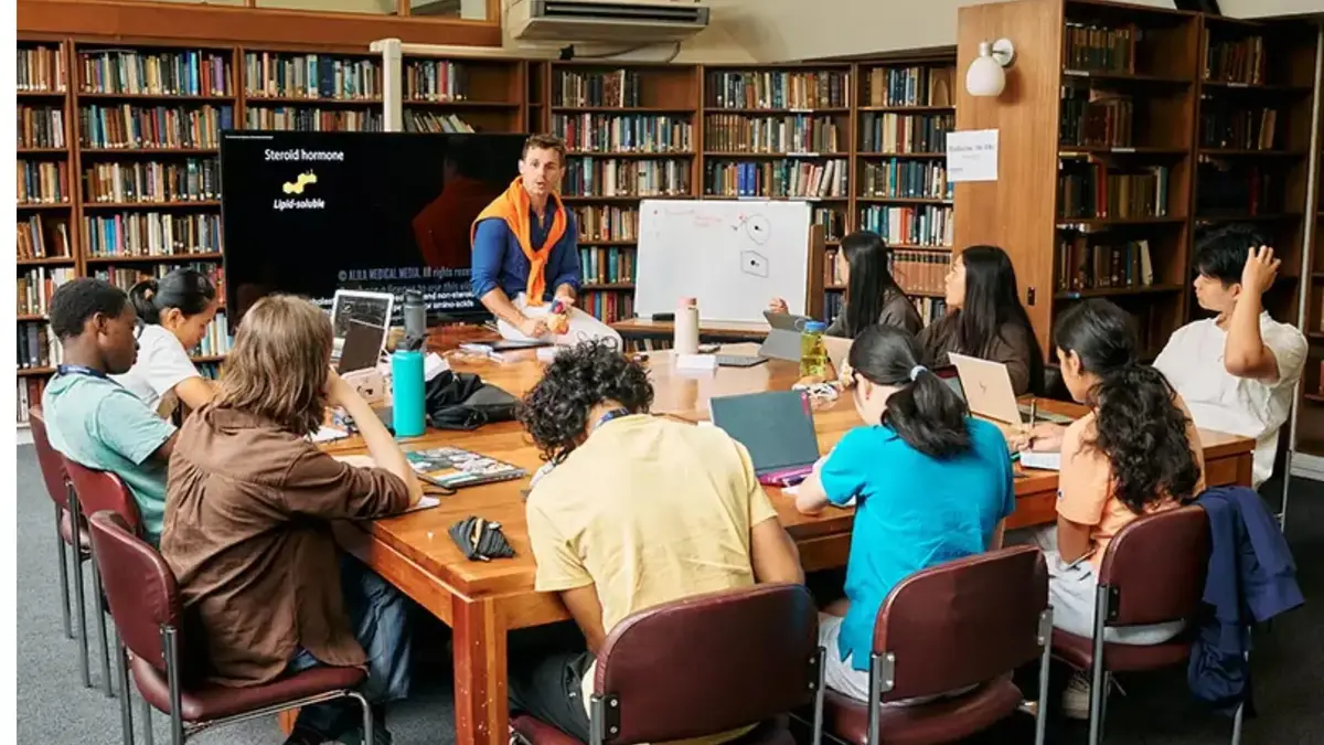 15 Chemistry Summer Schools for High School Students 1