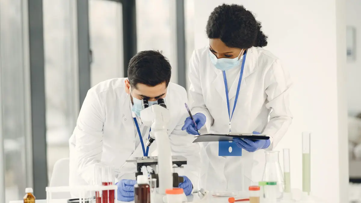 15 Chemistry Summer Programs in Europe for High School Students