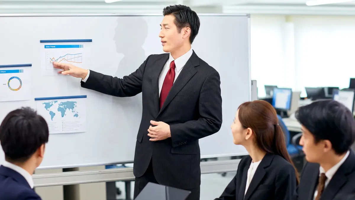 15 Business Summer Programs in the UK for High School Students