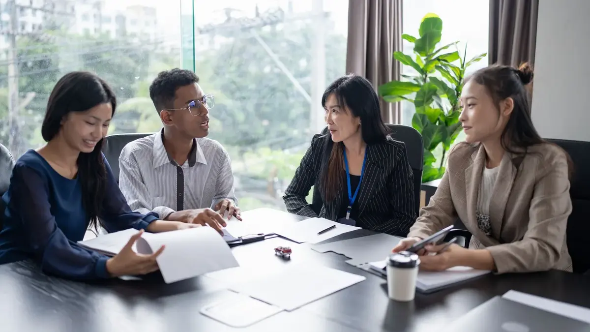 15 Business Management Courses in the UK for High School Students